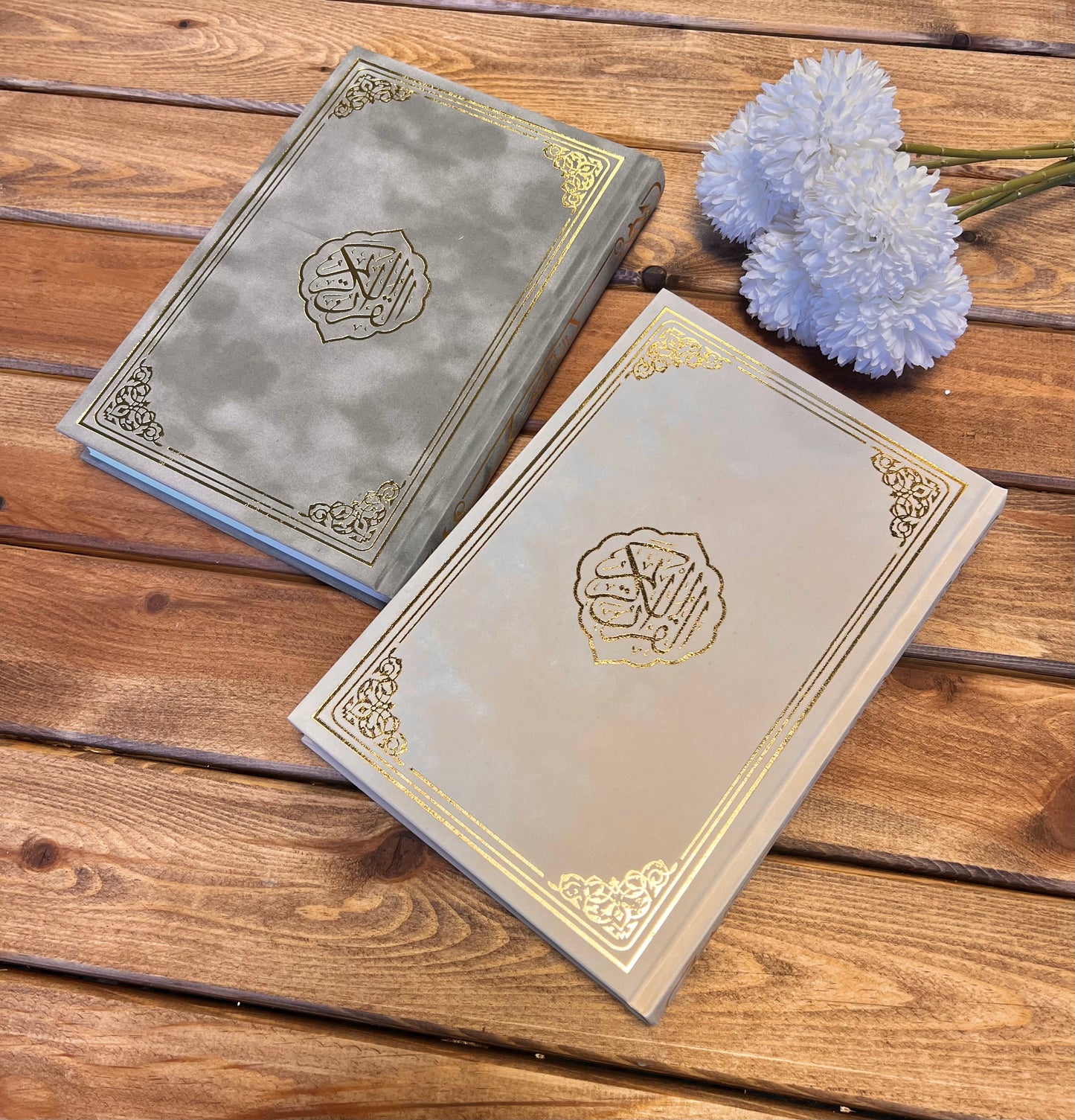 Quran Medina-Mushaf mit Samt & Hardcover - Großformat